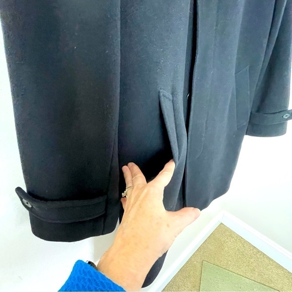 Lands' End Vintage Wool Pea Coat - Black - Size 46 - Picture 6 of 15